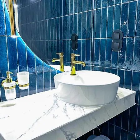 Palais Royal - Chez Lucas * Paris